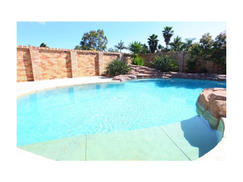 19 Mona Vale Court, Robina QLD 4226