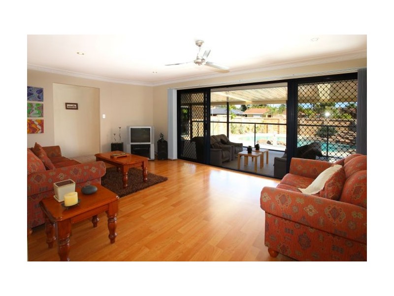 19 Mona Vale Court, Robina QLD 4226