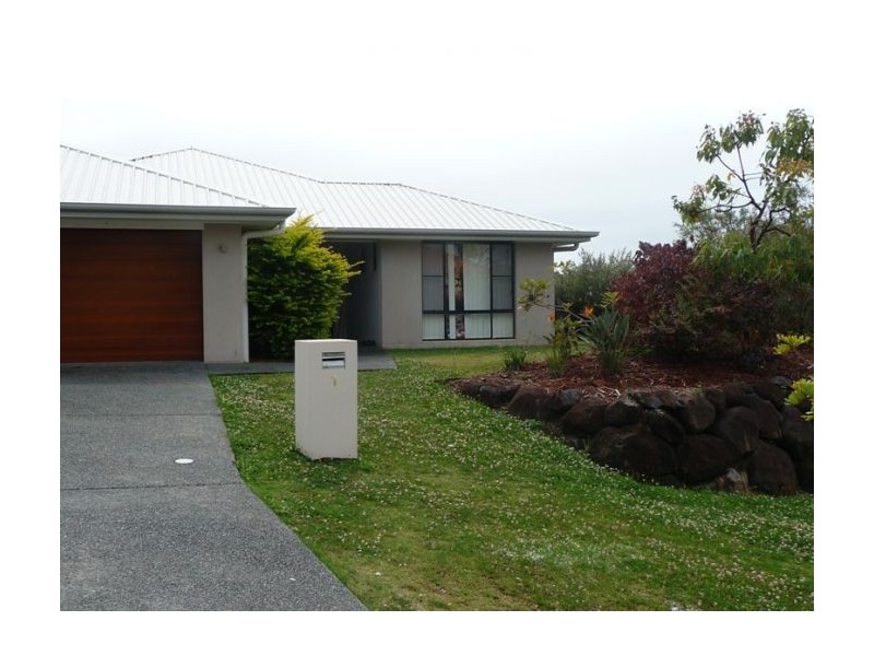 1 Redwood Place, Molendinar QLD 4214