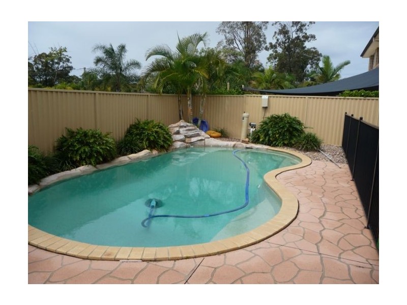 173 Crestwood drive, Molendinar QLD 4214