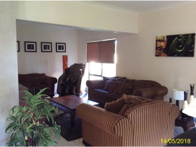 173 Crestwood drive, Molendinar QLD 4214