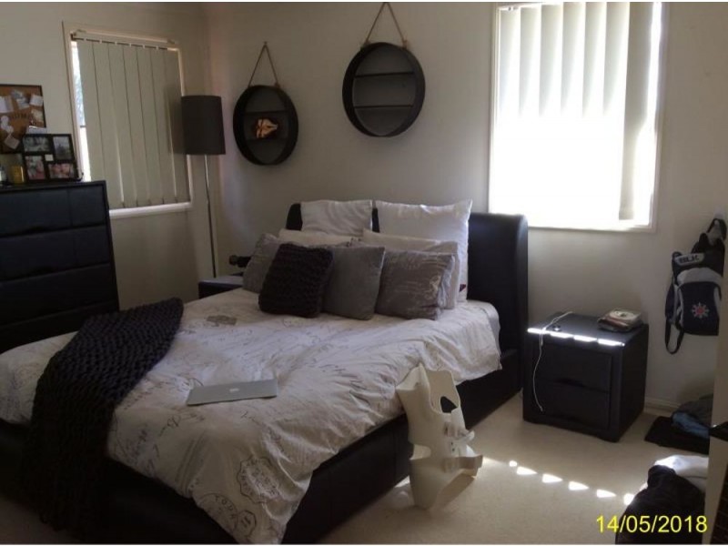 173 Crestwood drive, Molendinar QLD 4214