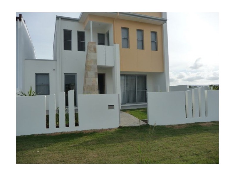 Hope Island QLD 4212