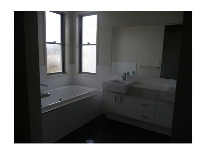 Hope Island QLD 4212