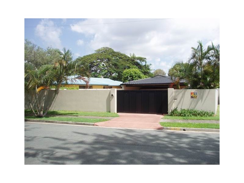 Isle Of Capri QLD 4217