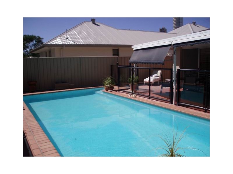 Isle Of Capri QLD 4217