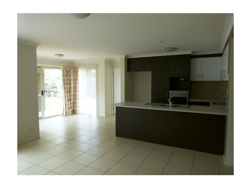 9 Rimu Place, Molendinar QLD 4214