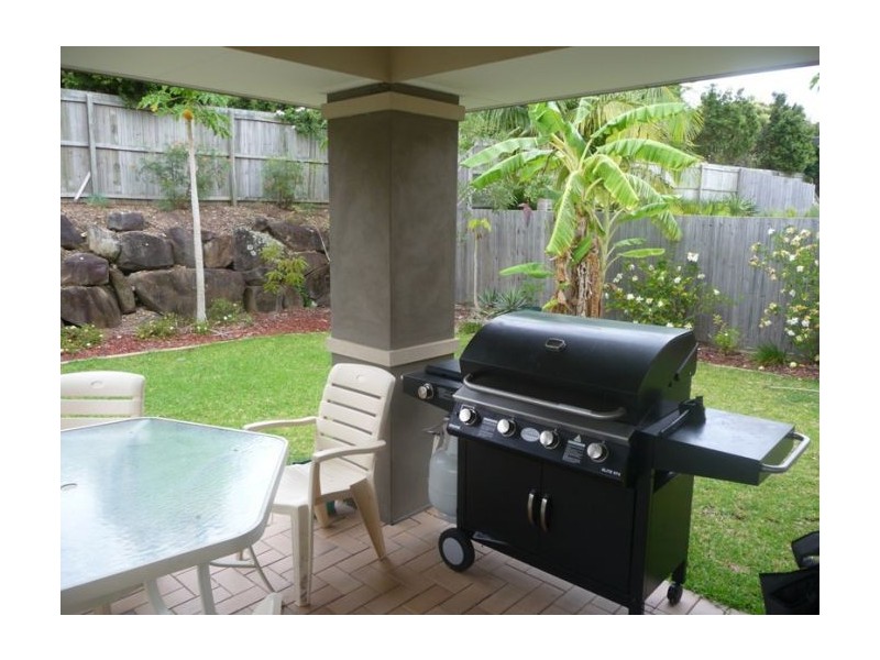 9 Rimu Place, Molendinar QLD 4214