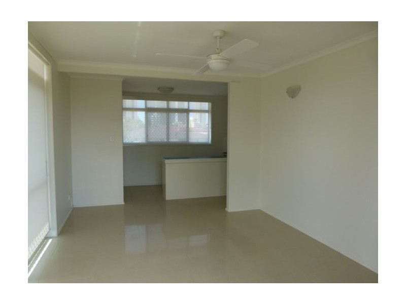 9/19 Leonard Avenue, Surfers Paradise QLD 4217
