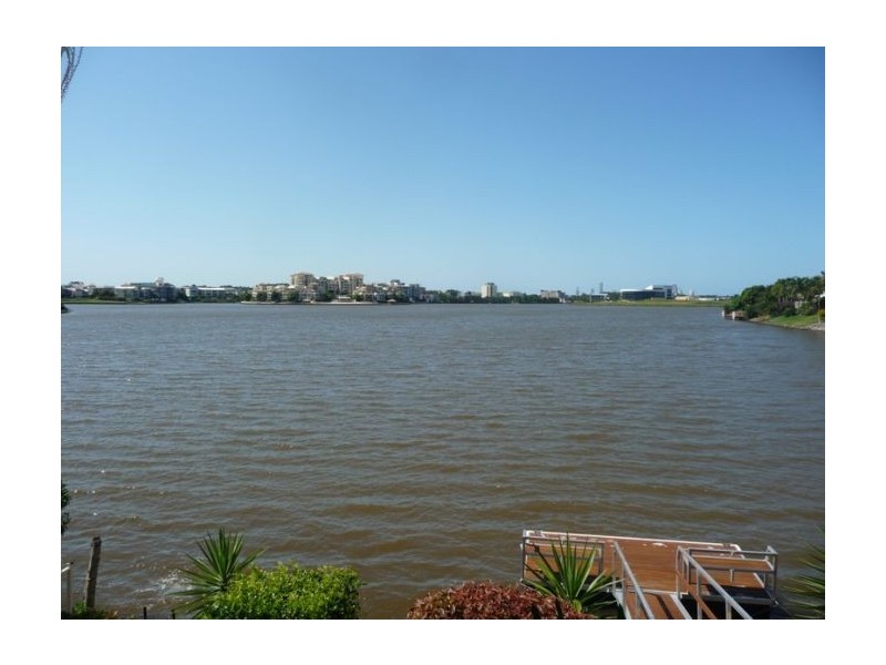 Varsity Lakes QLD 4227