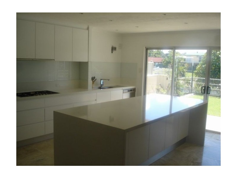 Isle Of Capri QLD 4217