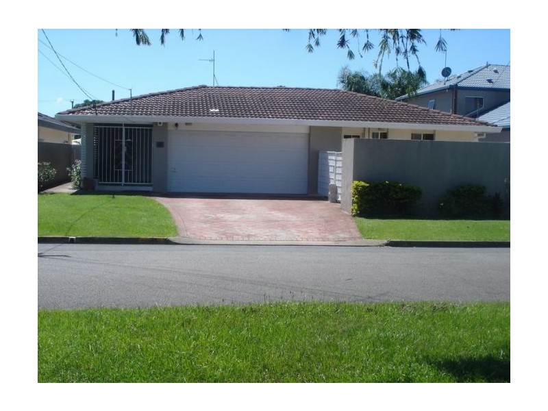 Isle Of Capri QLD 4217