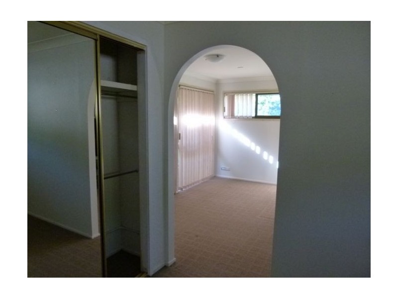 39 Honeyeater Drive, Burleigh Waters QLD 4220