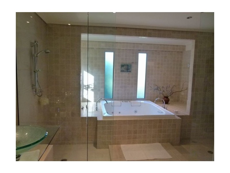 Isle Of Capri QLD 4217