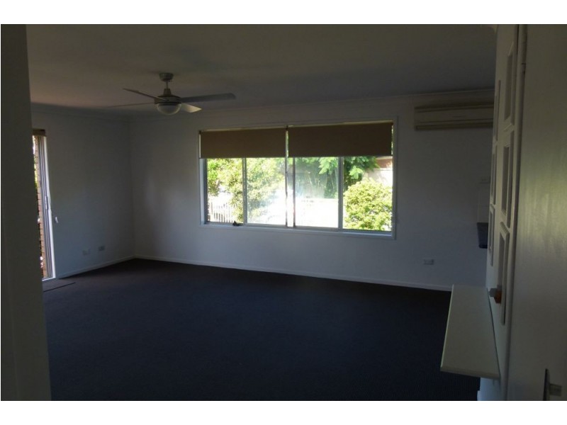 1/3 Macaw Avenue, Miami QLD 4220