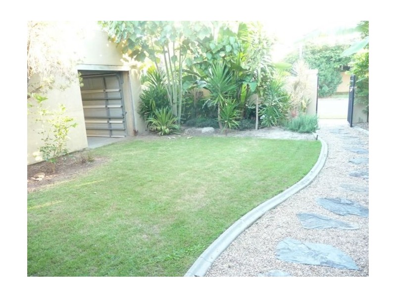 Isle Of Capri QLD 4217