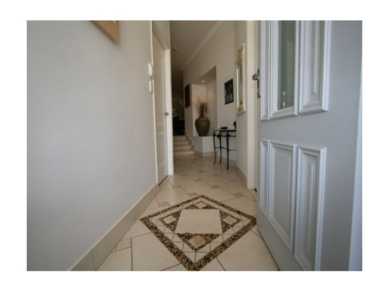 Varsity Lakes QLD 4227