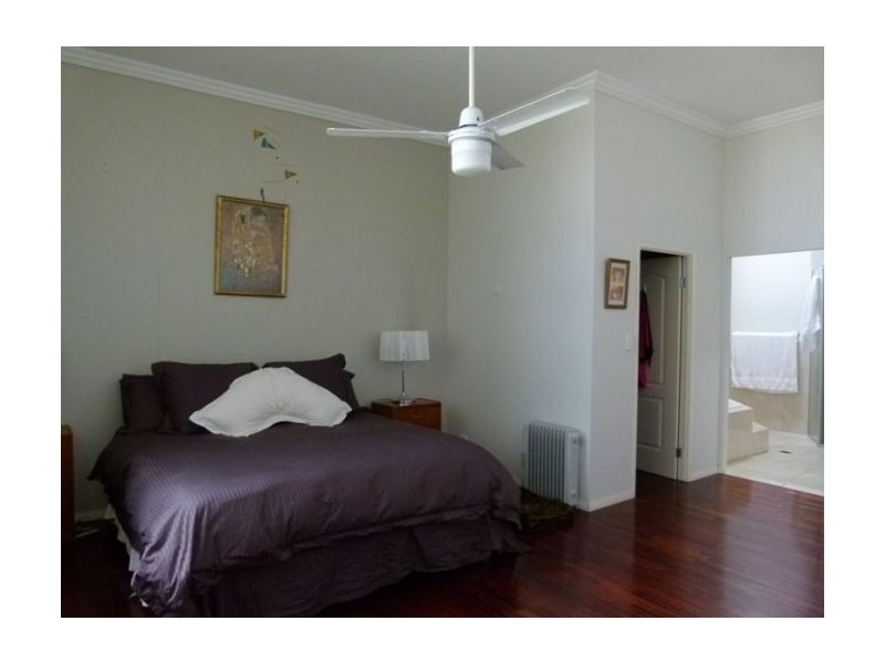 Varsity Lakes QLD 4227