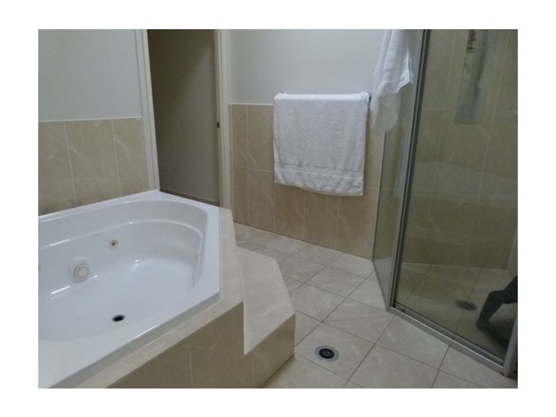 Varsity Lakes QLD 4227