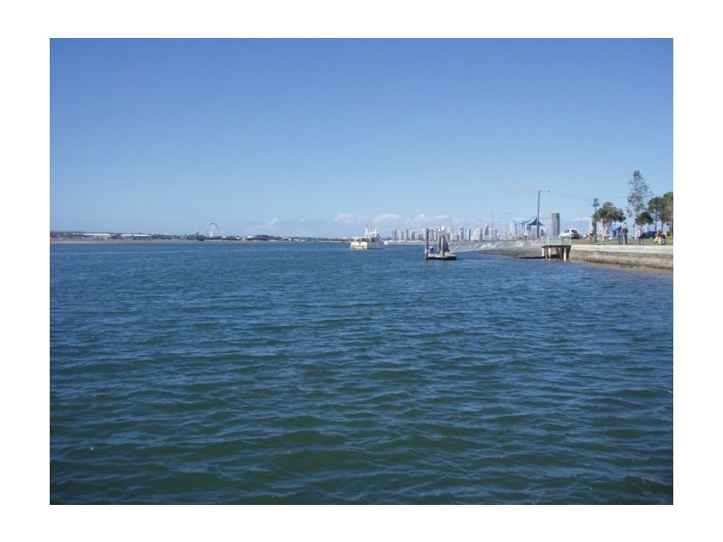 @/194 Marine Parade, Labrador QLD 4215