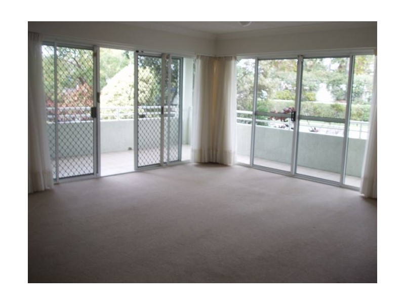 @/194 Marine Parade, Labrador QLD 4215