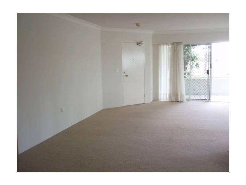 @/194 Marine Parade, Labrador QLD 4215