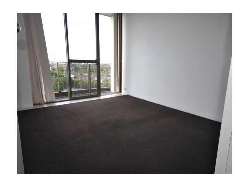 Clear Island Waters QLD 4226