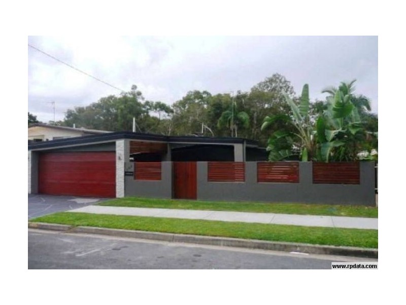 109 Kindra Avenue, Southport QLD 4215