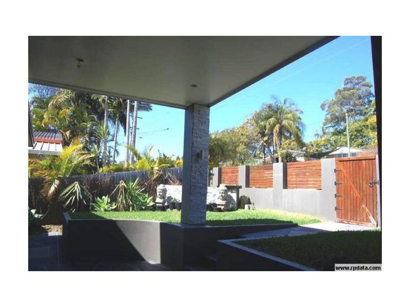 109 Kindra Avenue, Southport QLD 4215