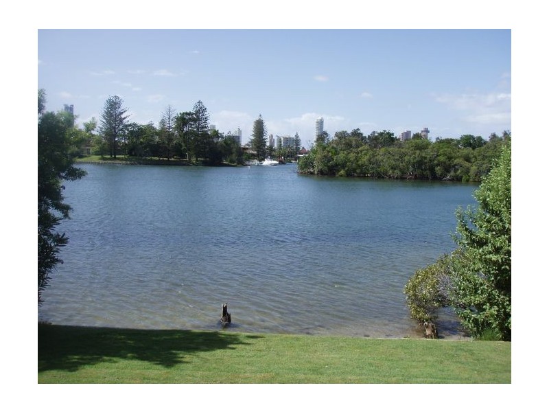 Isle Of Capri QLD 4217