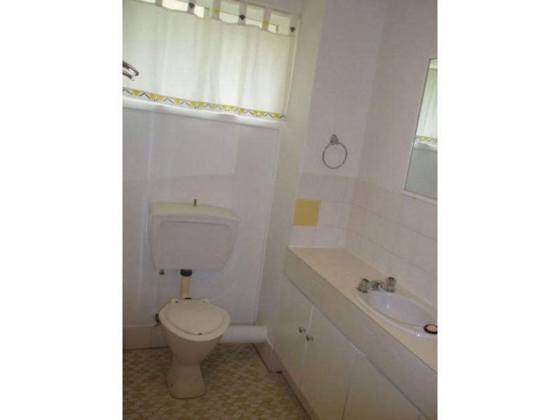 @/42 Sunrise Boulevarde, Surfers Paradise QLD 4217