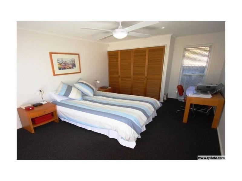 Isle Of Capri QLD 4217