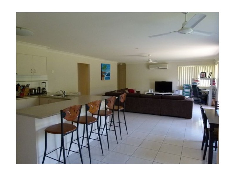 24 Silkwood Way, Molendinar QLD 4214