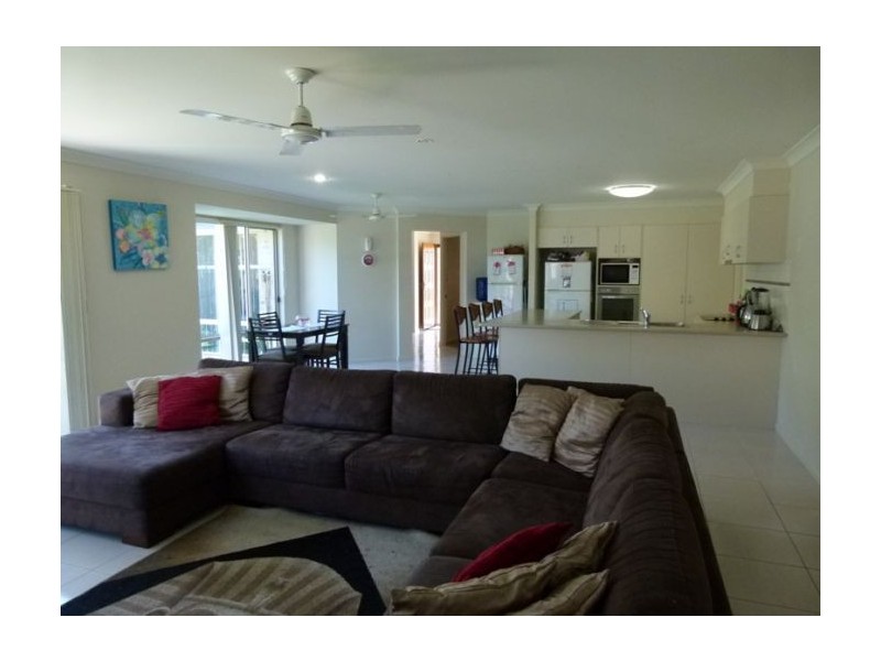 24 Silkwood Way, Molendinar QLD 4214