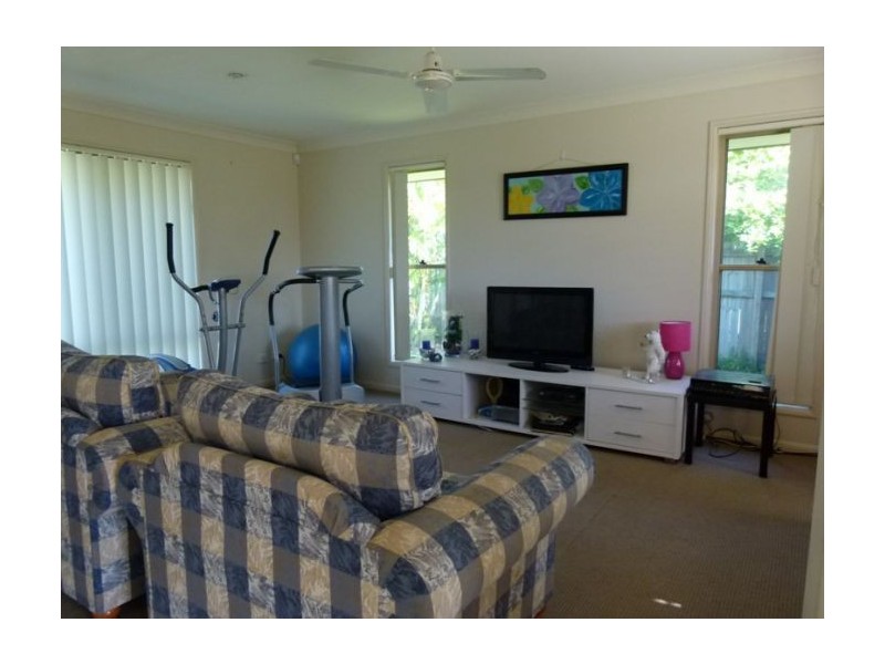 24 Silkwood Way, Molendinar QLD 4214