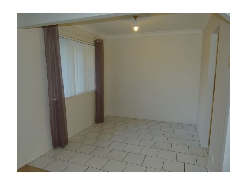 5 Miralie place, Ashmore QLD 4214