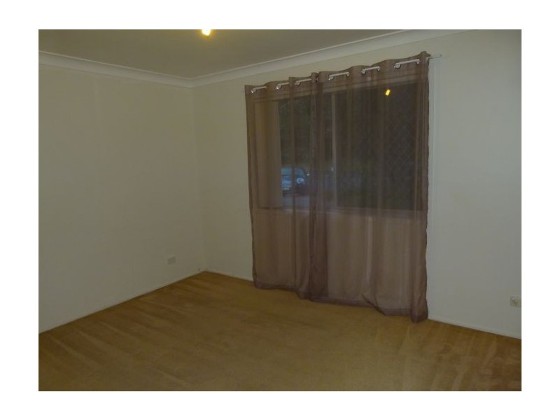 5 Miralie place, Ashmore QLD 4214