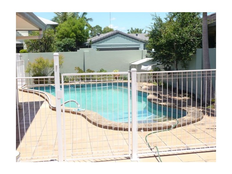 Isle Of Capri QLD 4217