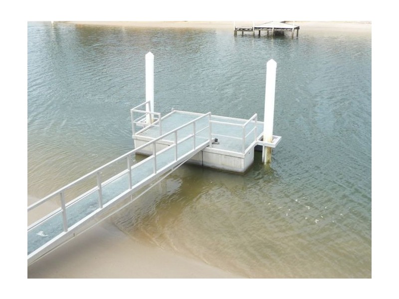 Isle Of Capri QLD 4217