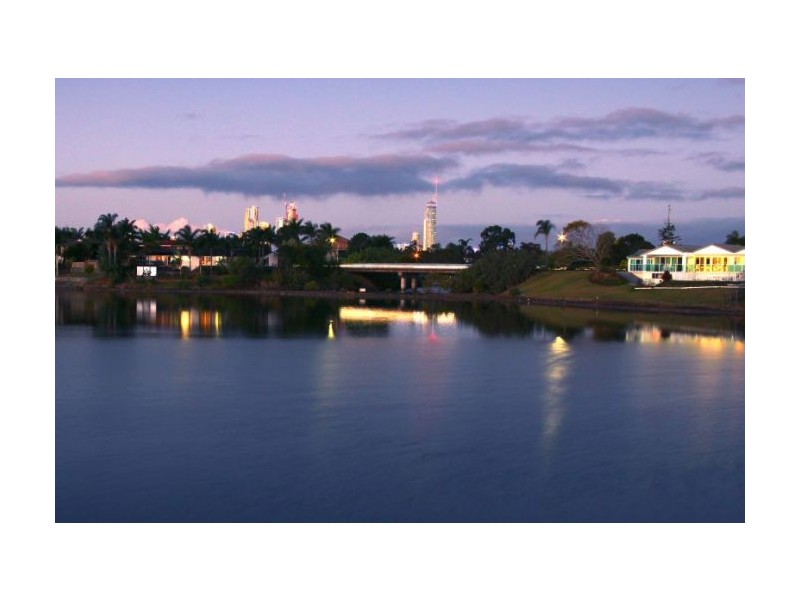 23 Cabana Boulevard, Benowa QLD 4217