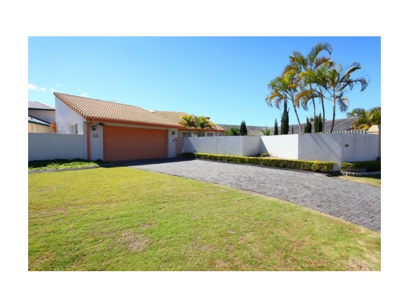 23 Cabana Boulevard, Benowa QLD 4217