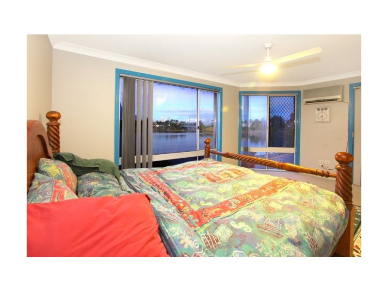 23 Cabana Boulevard, Benowa QLD 4217
