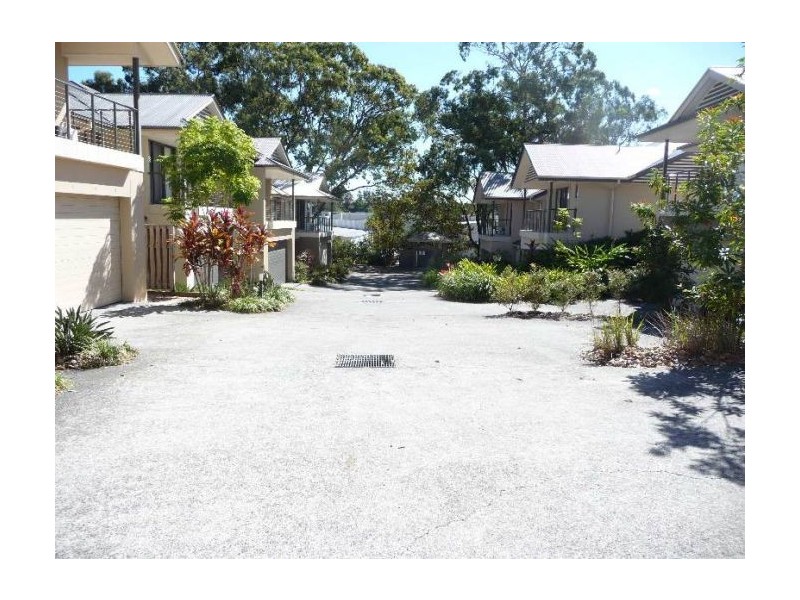 8,6 Egerton street, Southport QLD 4215