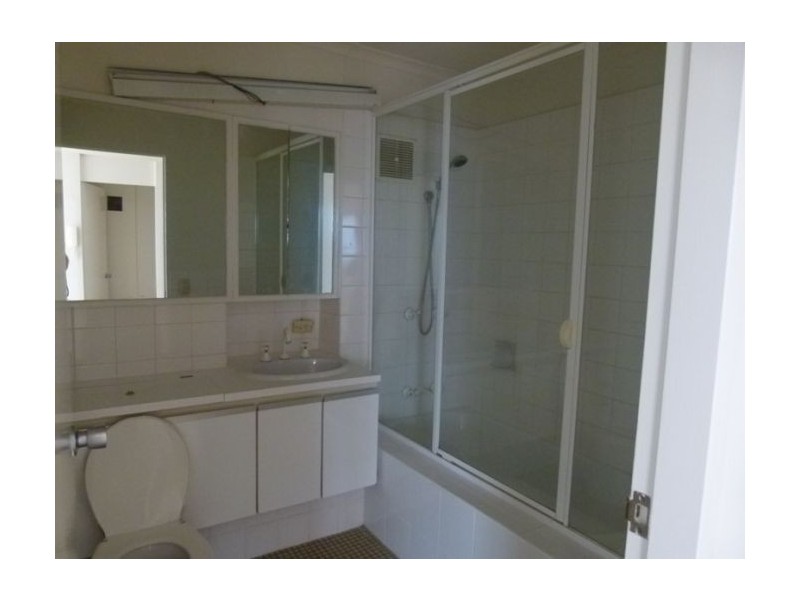 152/ 32 Riverview Parade, Surfers Paradise QLD 4217