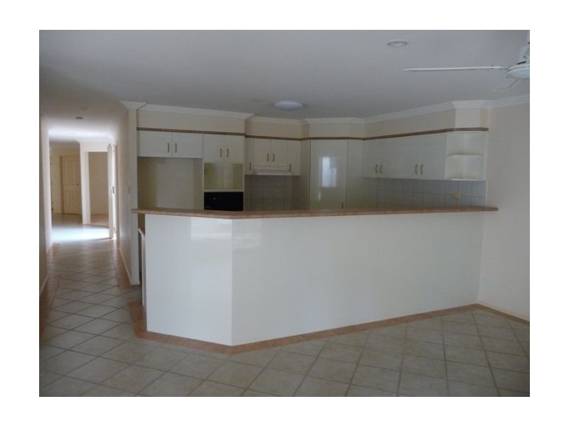 8 Fulham Place, Robina QLD 4226