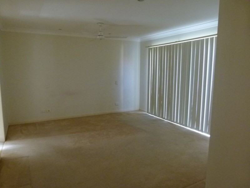 19 Rosegum Drive, Molendinar QLD 4214