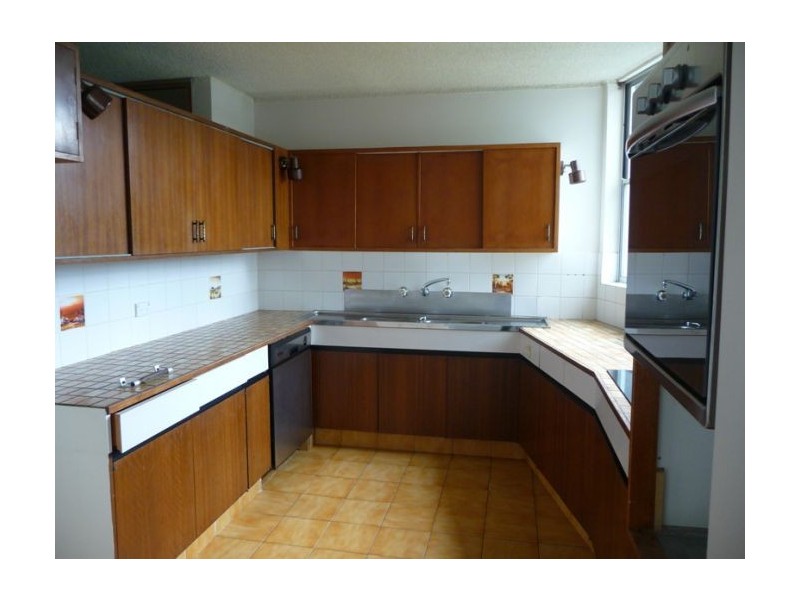 40 Watson Esplande, Surfers Paradise QLD 4217