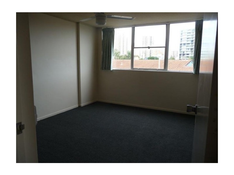 40 Watson Esplande, Surfers Paradise QLD 4217