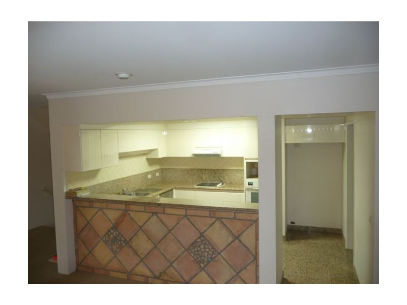 Clear Island Waters QLD 4226