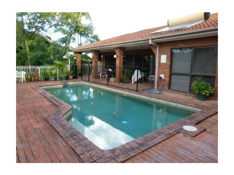 31 Gregory Drive, Carrara QLD 4211